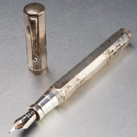Lot 065: Montegrappa Sterling Silver Fountain Pen Fine Pens & Writing Instruments - Nov 9 2018 Fine Pens