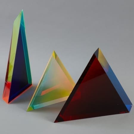 Lot 086: Velizar Mihich VASA 3 Acrylic Triangles Fine and Decorative Arts of the Globe - Jan 19 2019 Art of World