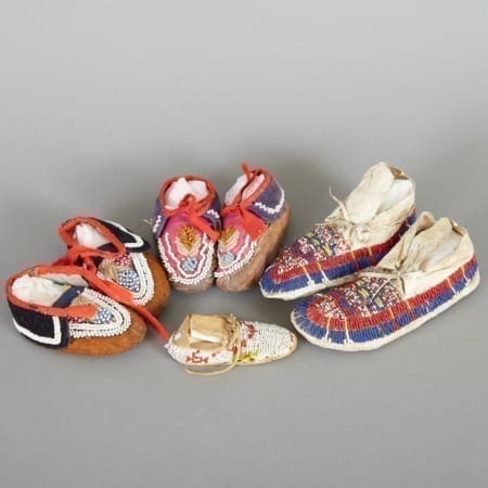 Lot 240: Group of 4 Pairs Beaded Children’s Moccasins Fine and Decorative Arts of the Globe - Jan 19 2019 Asian Art