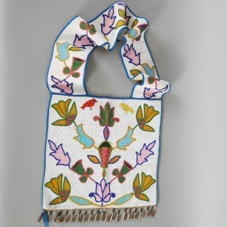 Lot 266: Ojibwe or Plateau Beaded Bandolier Bag with Tin Cones Early 20th c. Fine and Decorative Arts of the Globe - Jan 19 2019 Art of World