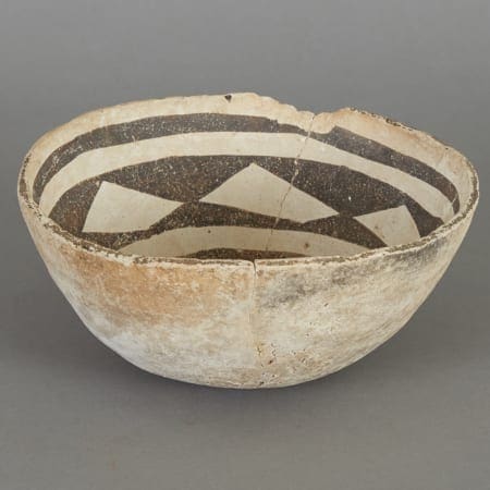Lot 184: Pre-Columbian Ceramic Anasazi Bowl Fine and Decorative Arts of the Globe - Jan 19 2019 Asian Art