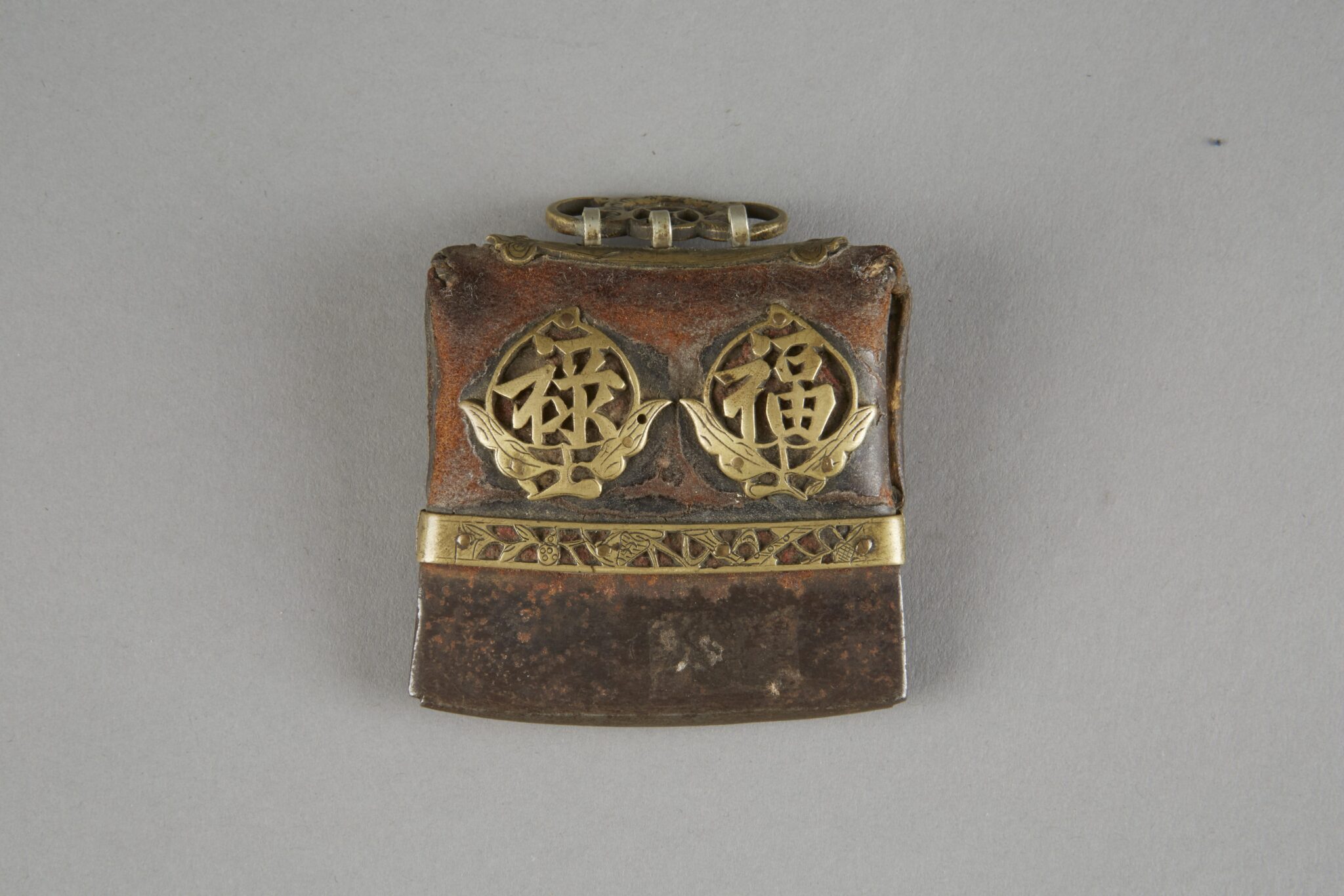 Lot 108: Chinese mid-19th century Steel Striker with Finely Worked Brass Fittings 1 Lot 108: Chinese mid-19th century Steel Striker with Finely Worked Brass Fittings
