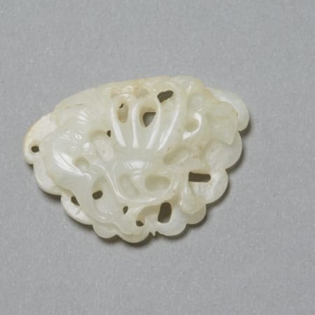Lot 029: Chinese 18th/19th century: Qing carved white Jade Pendant with Buddha's Hand Butterfly and Bat