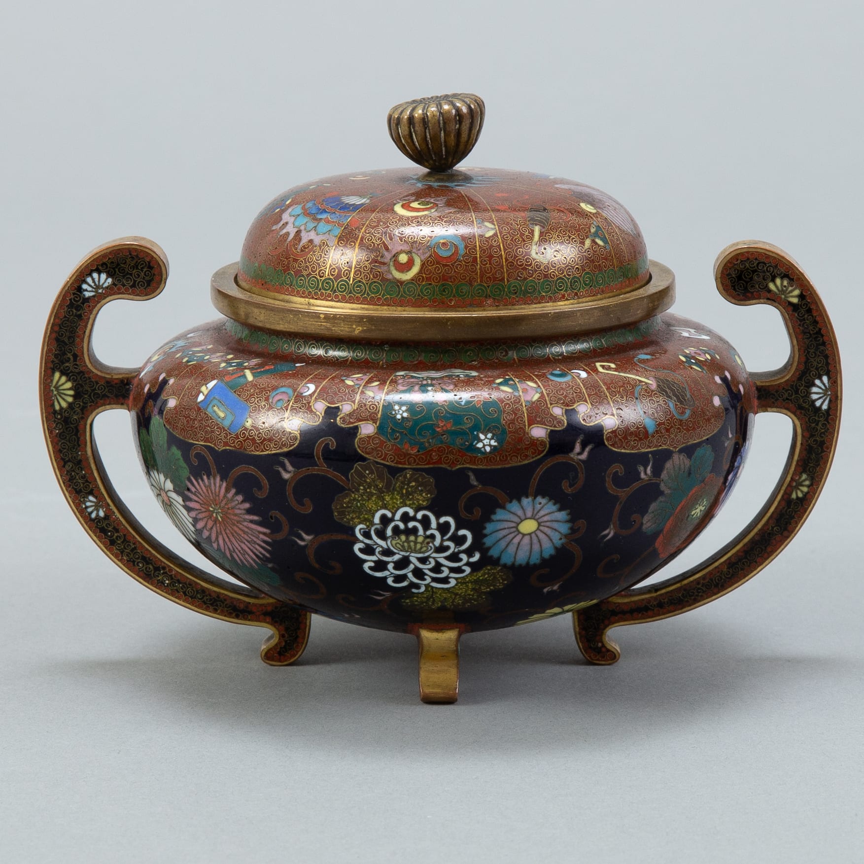 Lot 020: Japanese Meiji Cloisonne Covered Handled Jar