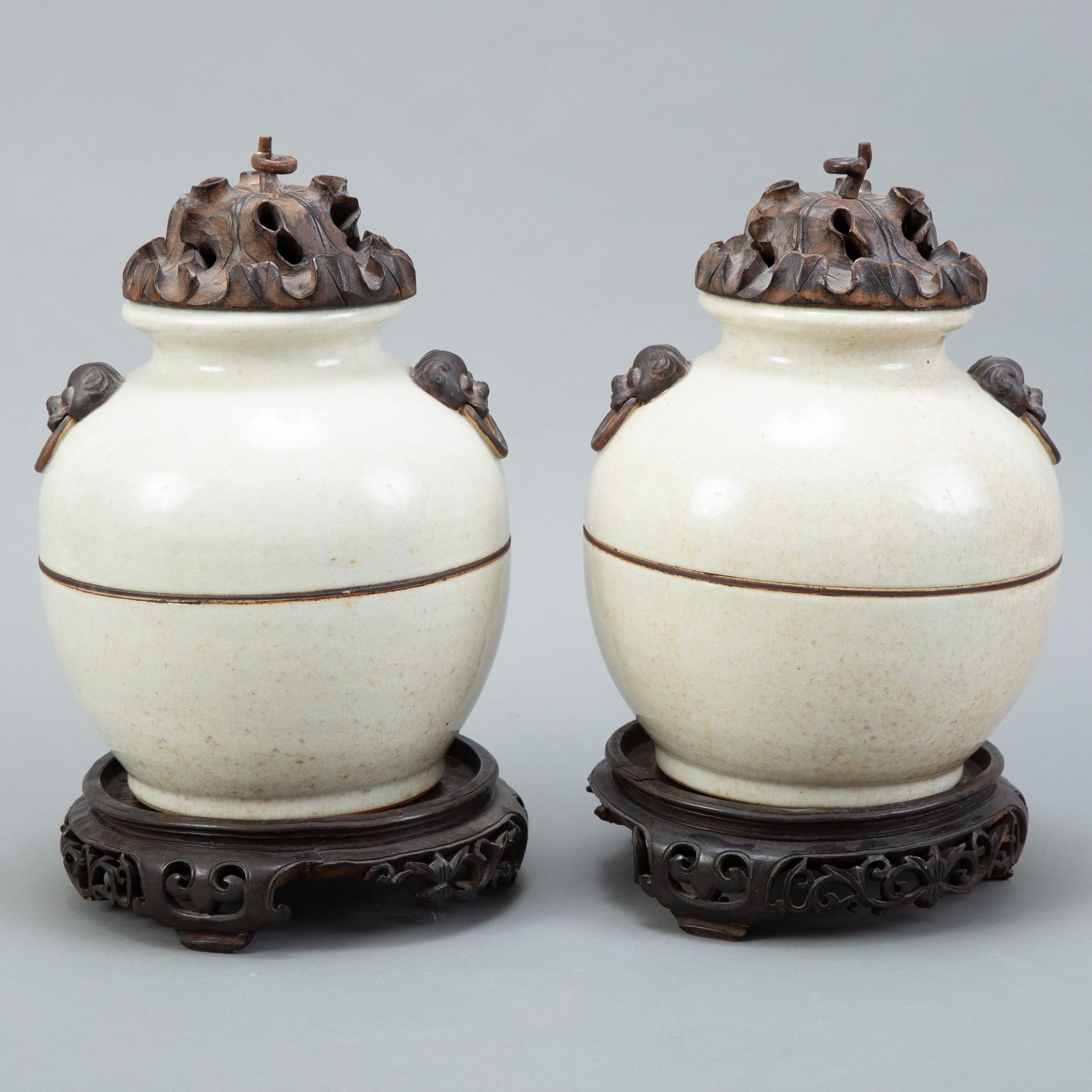 Lot 230: Pair Chinese Porcelain Covered Vases and Stands