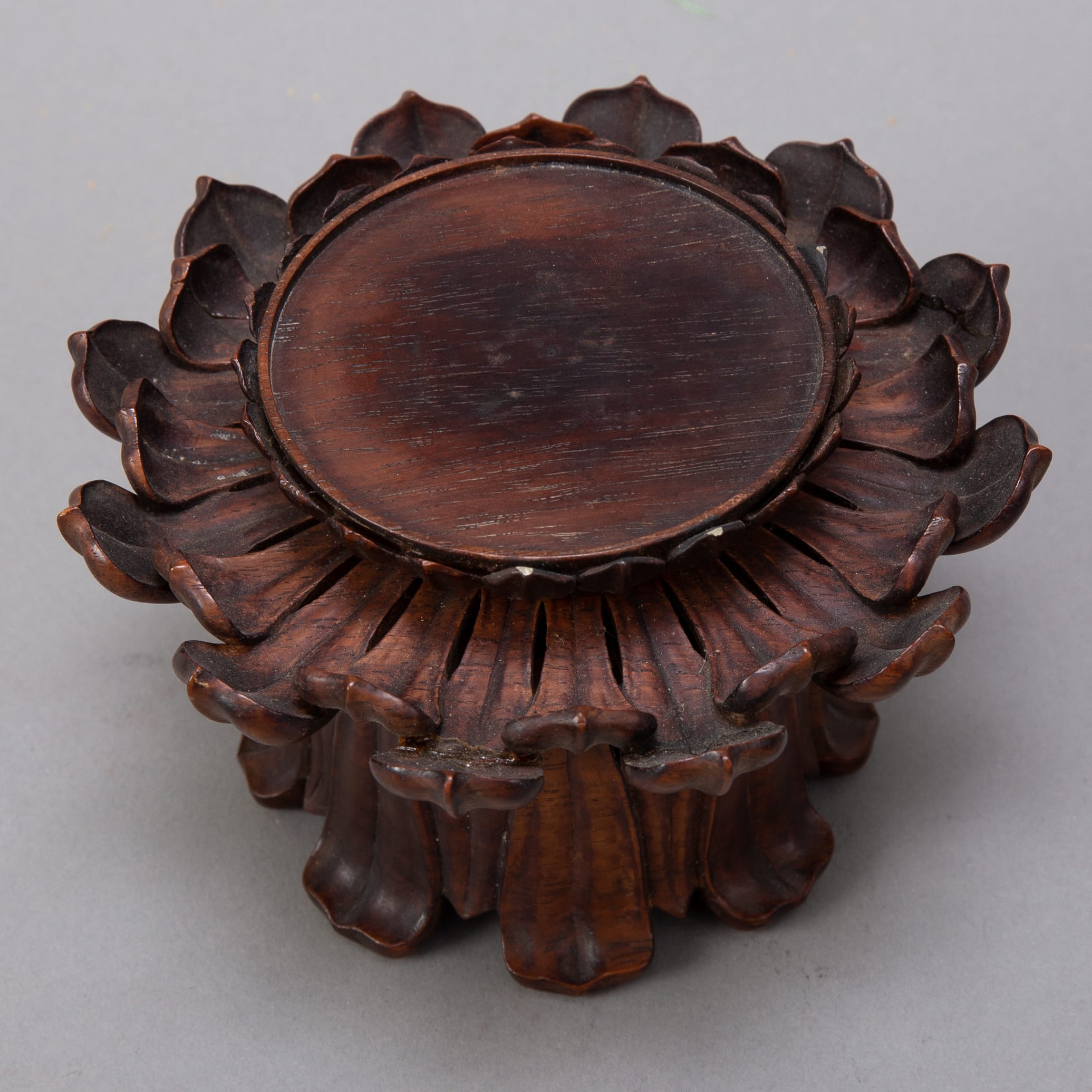 Lot 283: Fine Chinese Rosewood Stand For Vase or Bowl