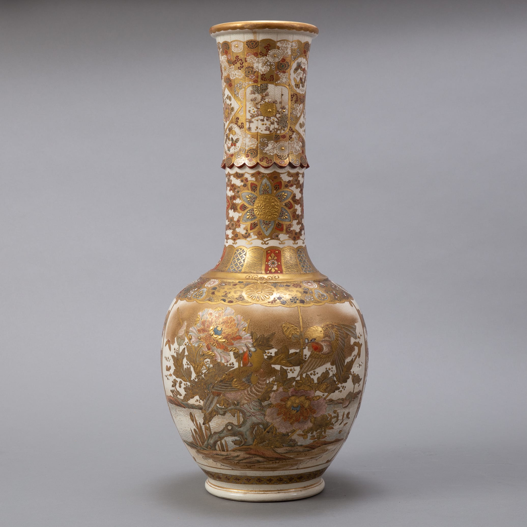 Lot 043: Large Japanese Meiji Period Satsuma Vase