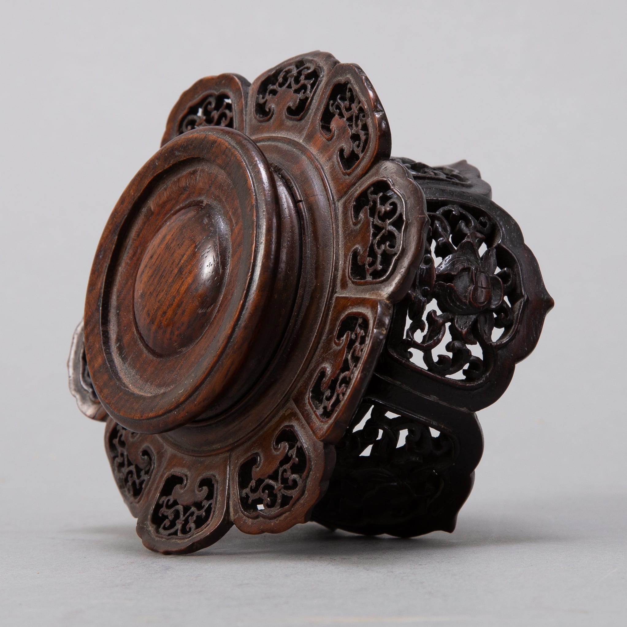Lot 284: Chinese Wooden Stand in Lotus Shape for Vase