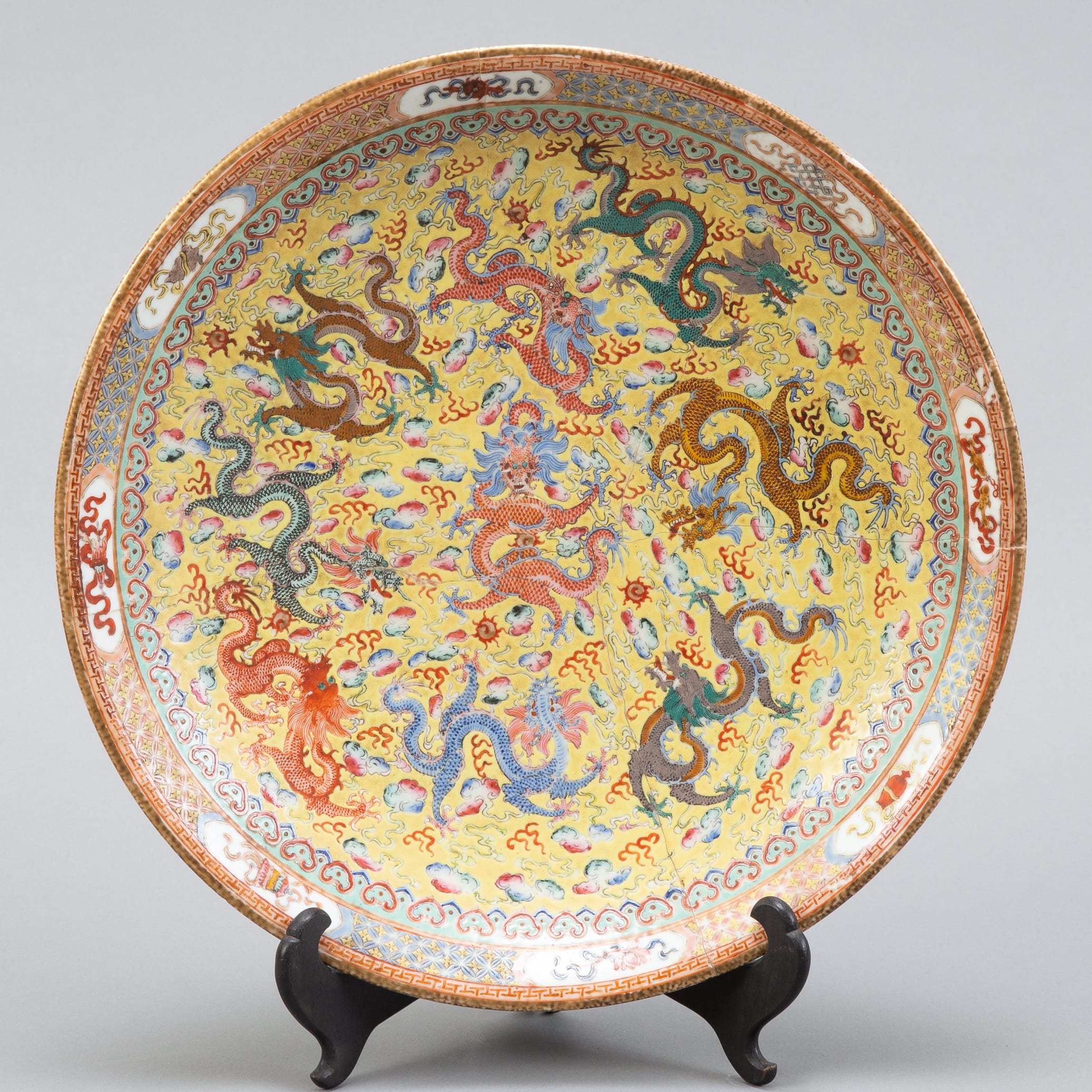 Lot 236: Early 20th c. Chinese Porcelain Dragon Charger