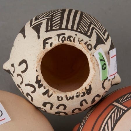 Lot 019: Group of 8 Acoma Pueblo Pottery