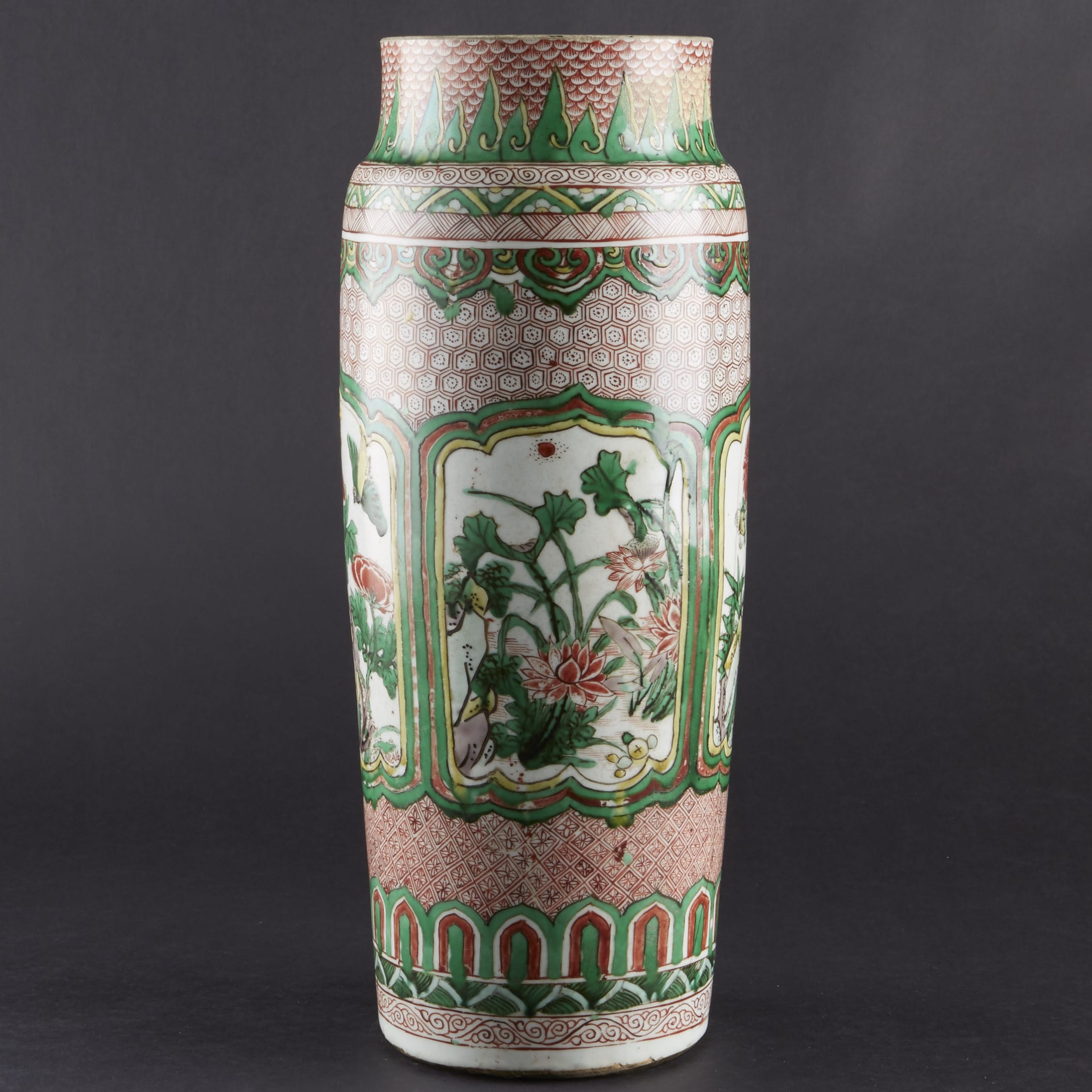 Lot 058: 17th c. Wucai Porcelain Famille Verte Vase on Wooden Stand