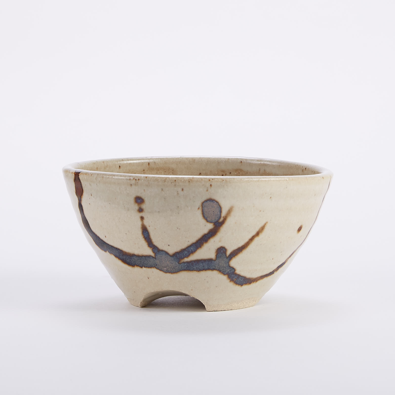 Lot 016: Warren MacKenzie Studio Pottery Tripod Bowl Marked