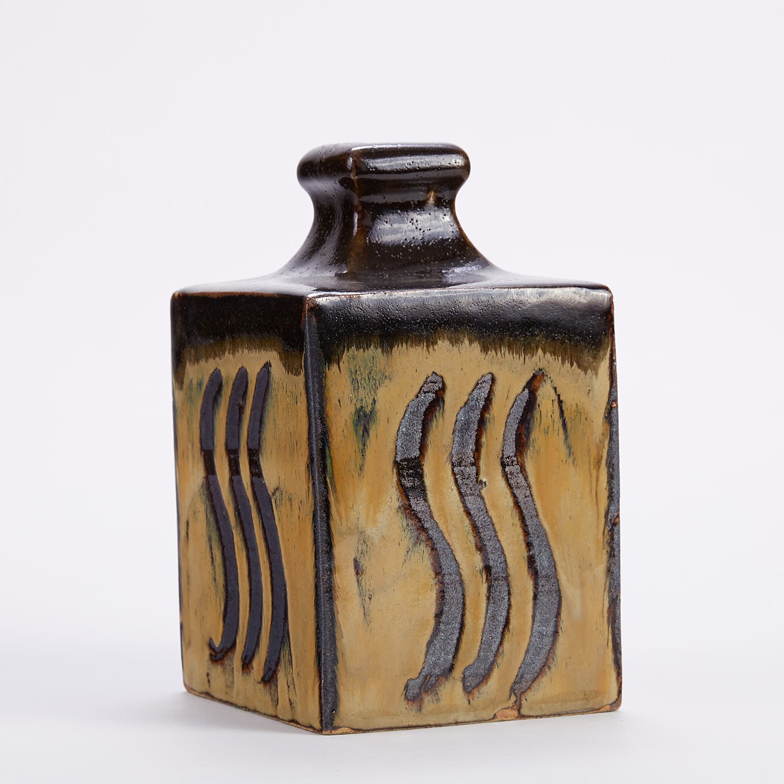Lot 025: Group of 2 Japanese Studio Ceramics Style of Shoji Hamada