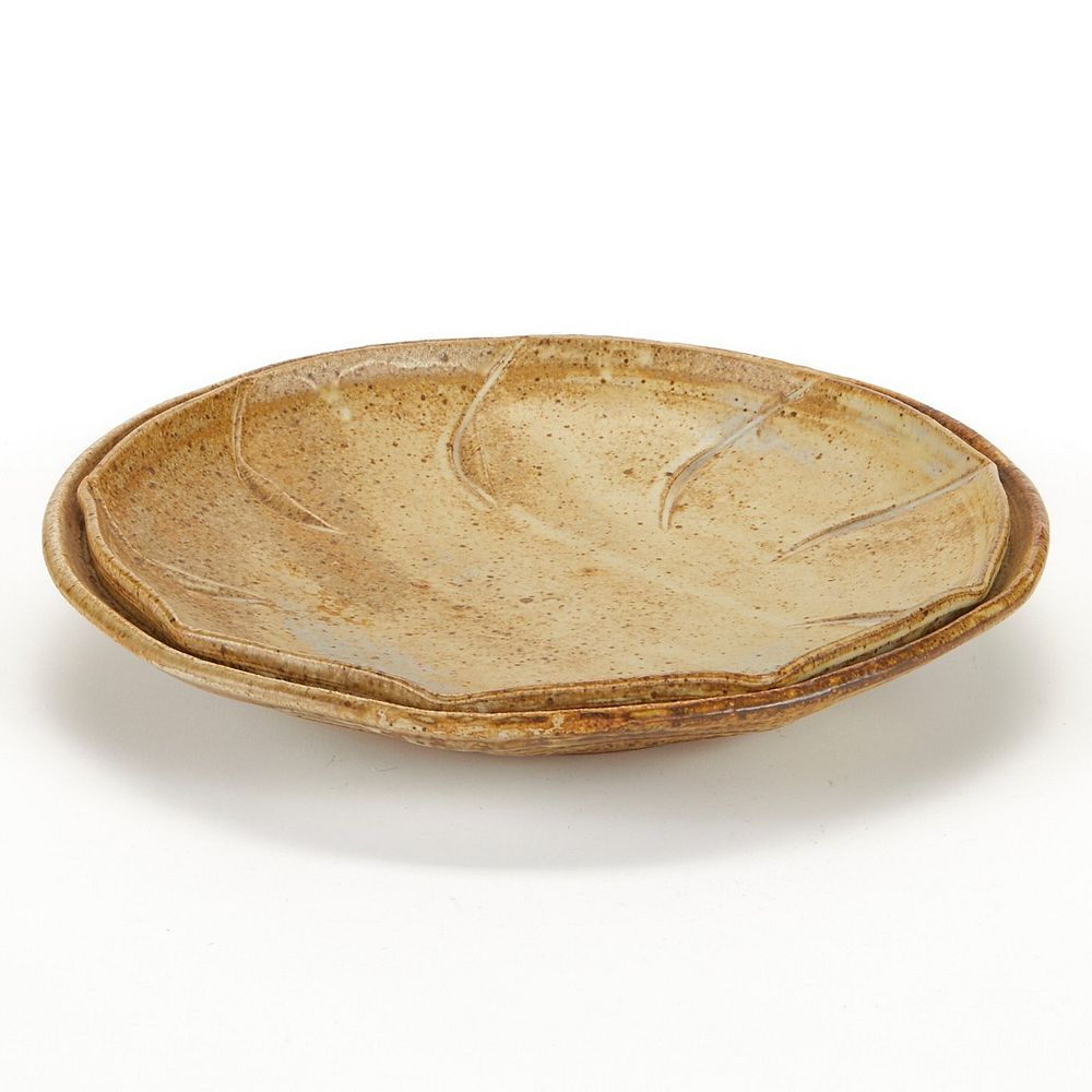 le_pho_banner 2 Warren MacKenzie Lipped Platter - Marked