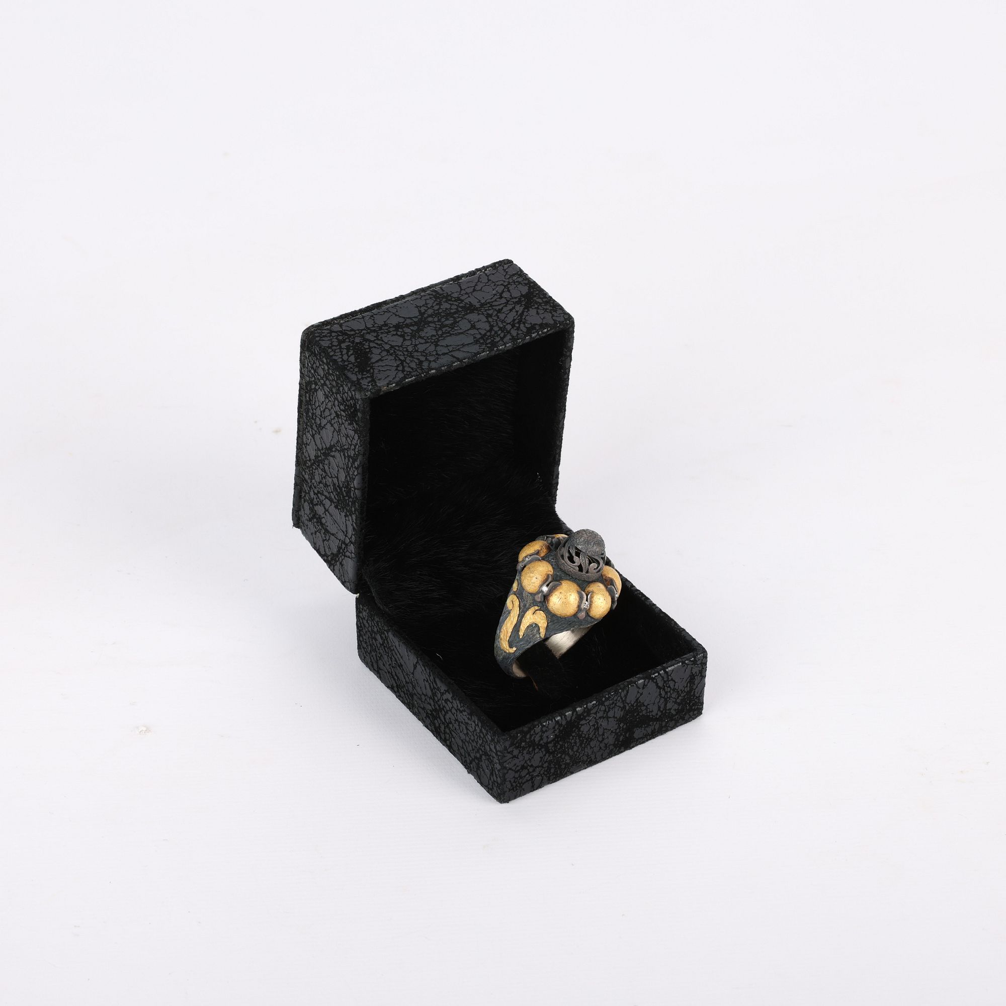 le_pho_banner 2 Bora Ring 24K Gold and Sterling Silver