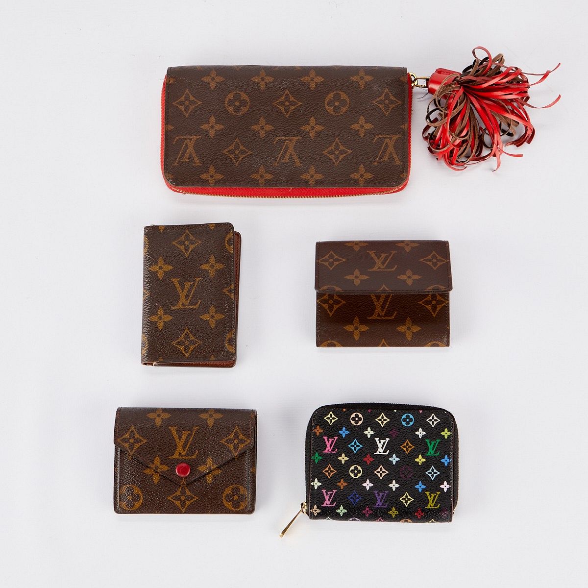 le_pho_banner 2 5 Louis Vuitton Monogrammed Wallets