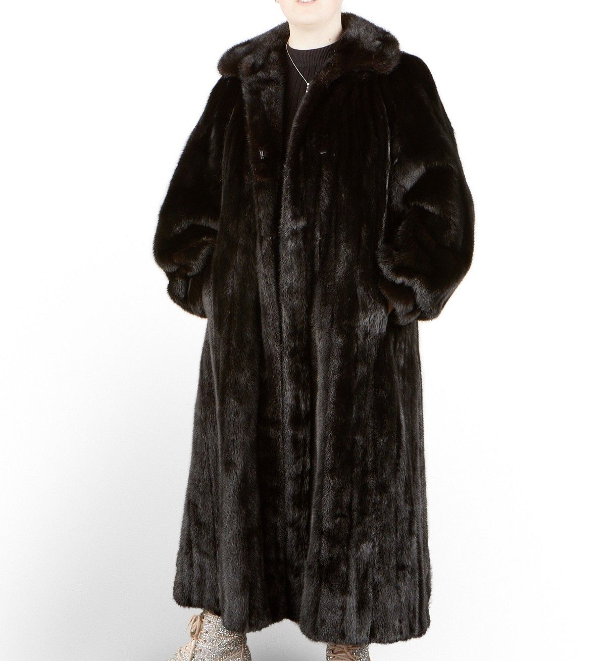 le_pho_banner 2 Christian Dior Full Length Fur Coat