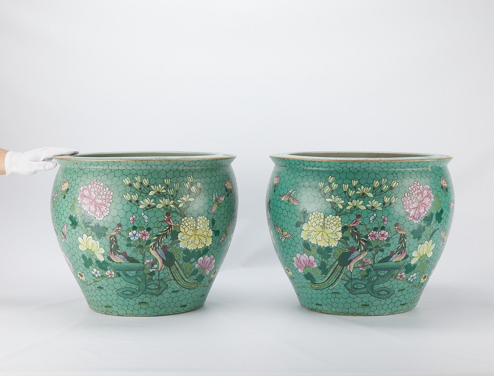 le_pho_banner 2 Pr Large Chinese Famille Rose Porcelain Planters