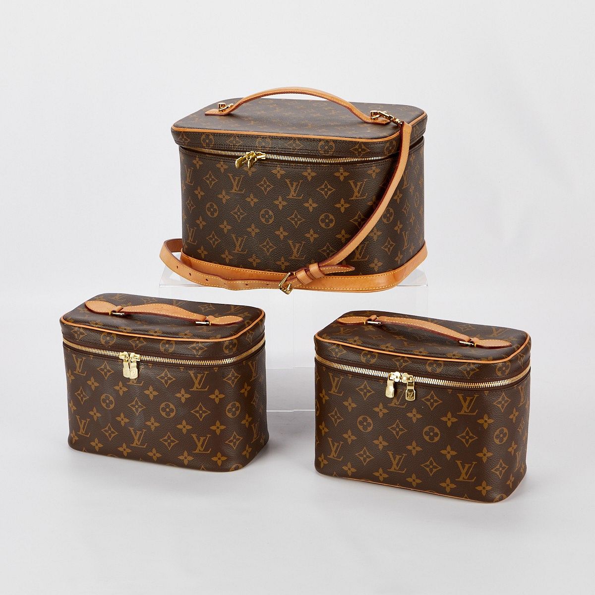 le_pho_banner 2 Group of 3 Louis Vuitton Nice Vanity Bags