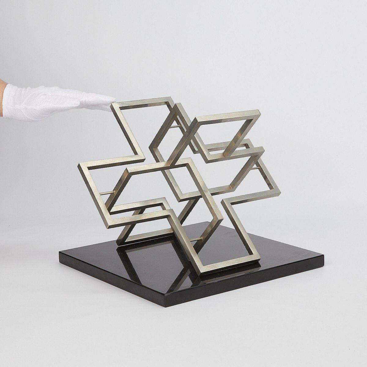 le_pho_banner 2 Charles Huntington Steel Geometric Sculpture 1969