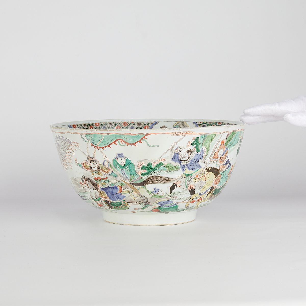 le_pho_banner 2 Chinese Famille Verte Porcelain Punch Bowl