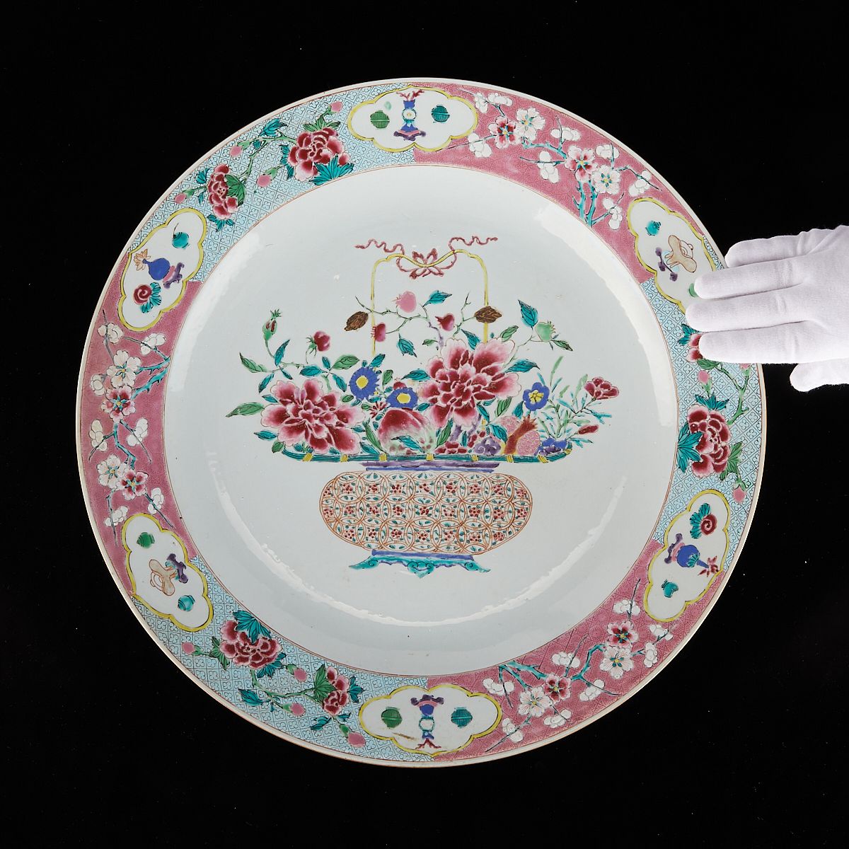 le_pho_banner 2 Large Chinese Famille Rose Porcelain Charger