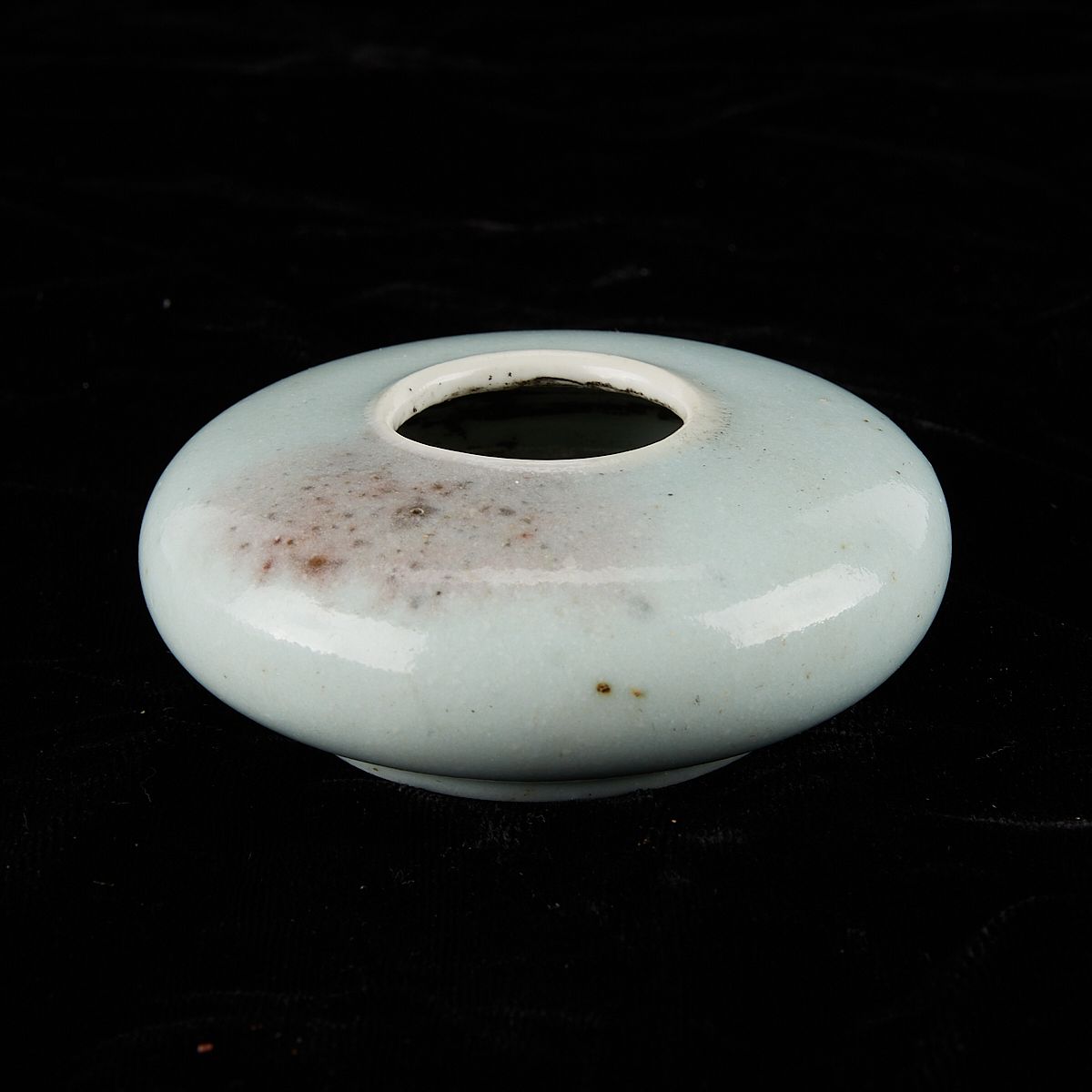 le_pho_banner 2 19th c. Chinese Porcelain Brush Washer