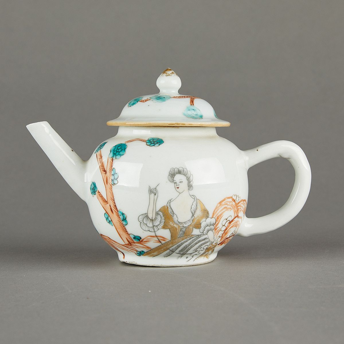 le_pho_banner 2 Chinese Export Famille Verte Porcelain Teapot