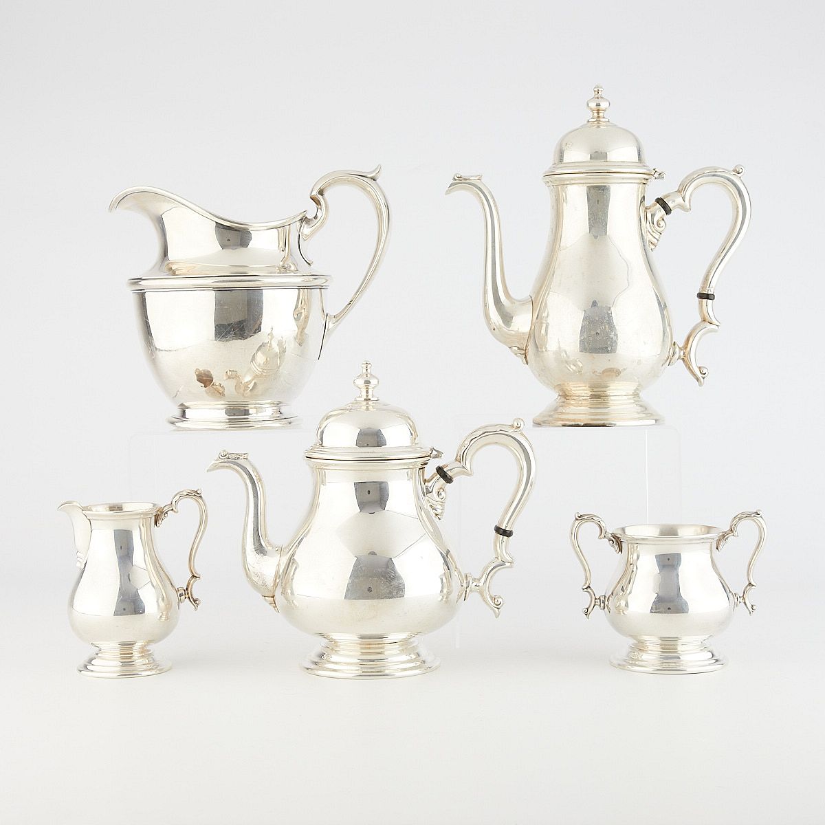 le_pho_banner 2 5 Sterling Silver Serving Vessels 87.46 ozt