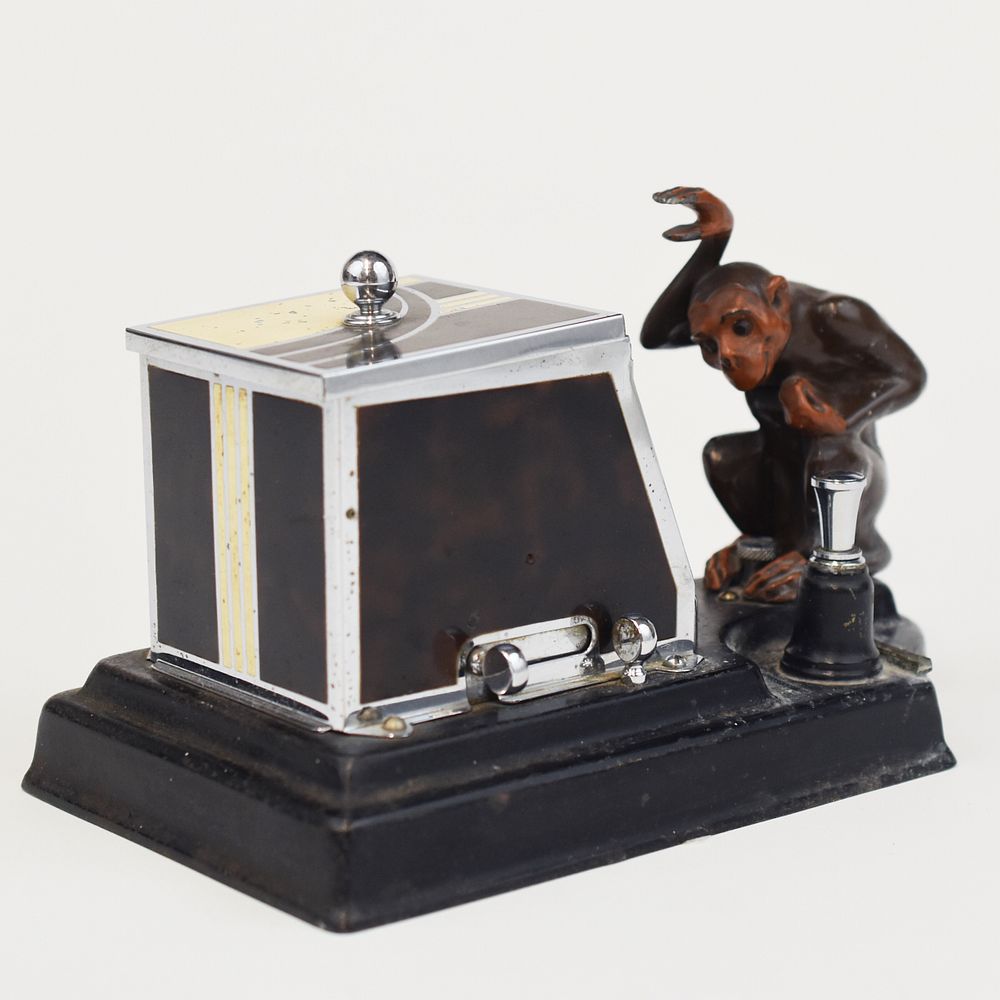 le_pho_banner 2 Ronson Monkey Pik-A-Cig Cigarette Dispenser