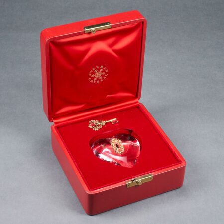 Steuben Crystal 18K Heart w/ Key Paperweight
