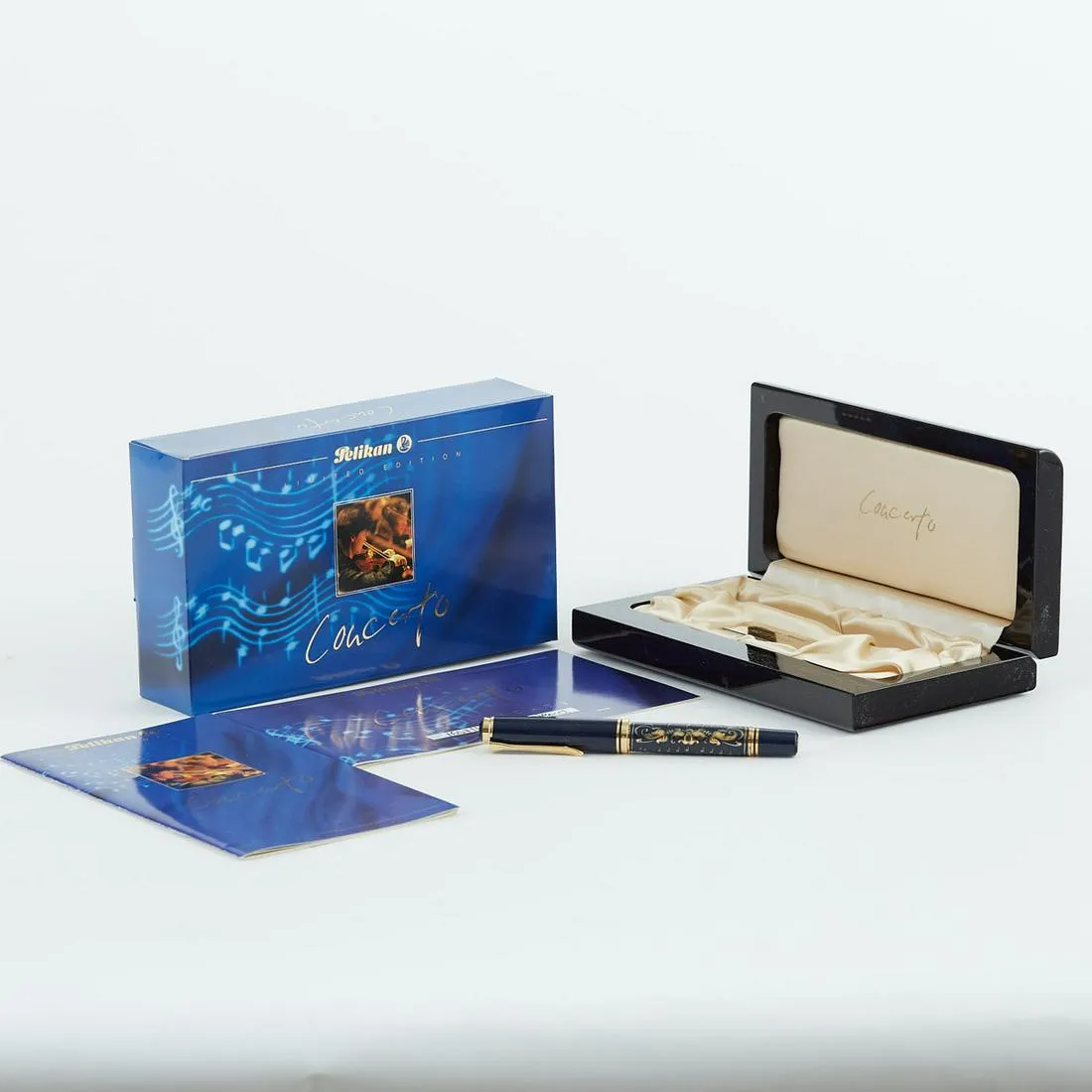 le_pho_banner 2 Pelikan Concerto Limited Edition Fountain Pen
