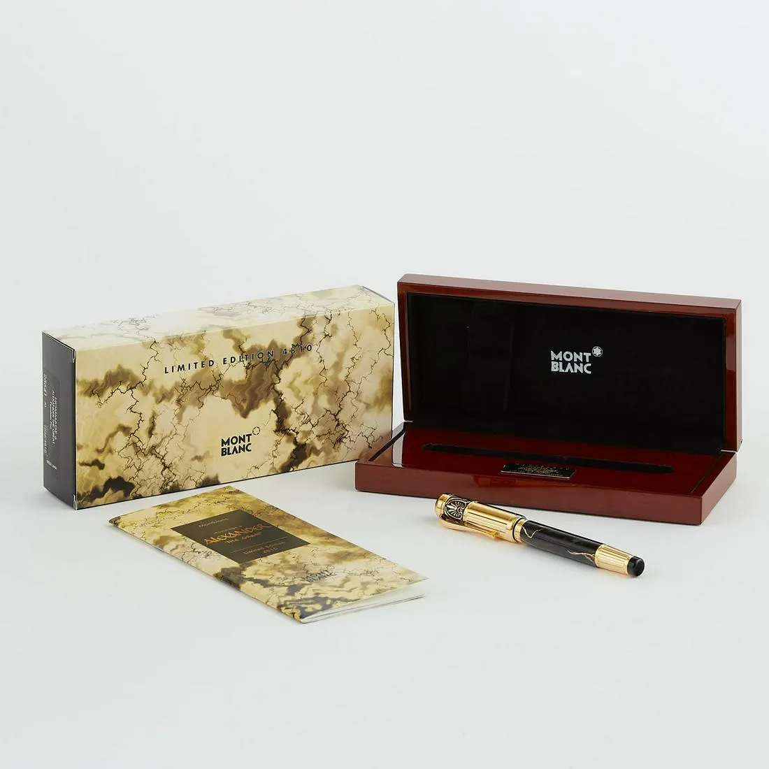 le_pho_banner 2 Montblanc Hommage a Alexander the Great Fountain Pen