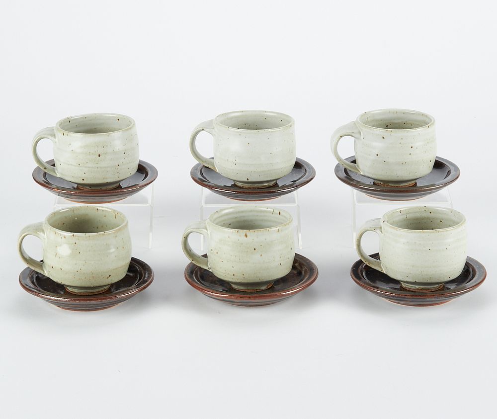le_pho_banner 2 Set of 6 Warren MacKenzie Studio Ceramic Teacups w/ Saucers - Marked